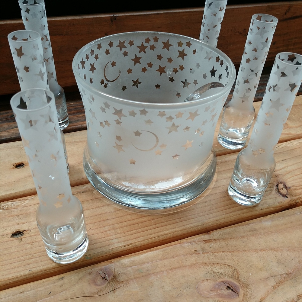 Retro Wylie Ponder 6 frosted shooters & chiller